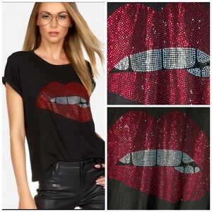 NWT Lauren Moshi Black Tee with Red Lips Graphic